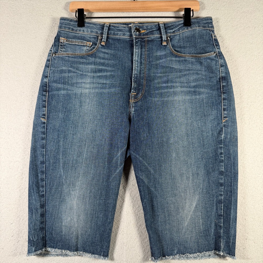 Good American Womens Size 14/32 Blue Medium Wash Raw Hem Bermuda Shorts GAB148